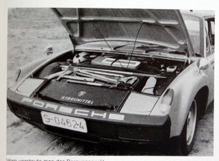 The front compartment of a 914 kitted out with cutting equipment